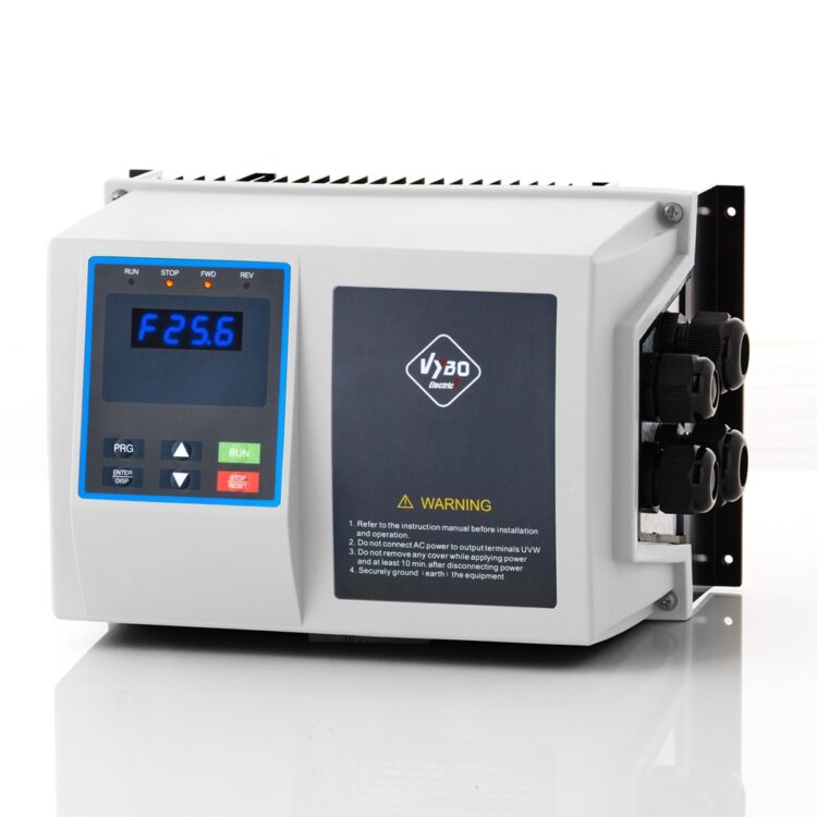 Convertitore di frequenza 1,5 kW 400V IP65 X550 Consegna rapida Italia