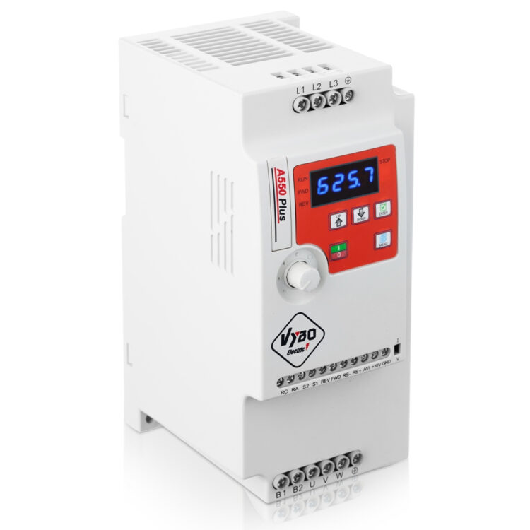 Convertitore di frequenza 3 kW 400V A550 Plus Italia In magazzino